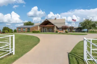 The facilities at Enterhealth Ranch Residential in Van Alstyne, TX 4